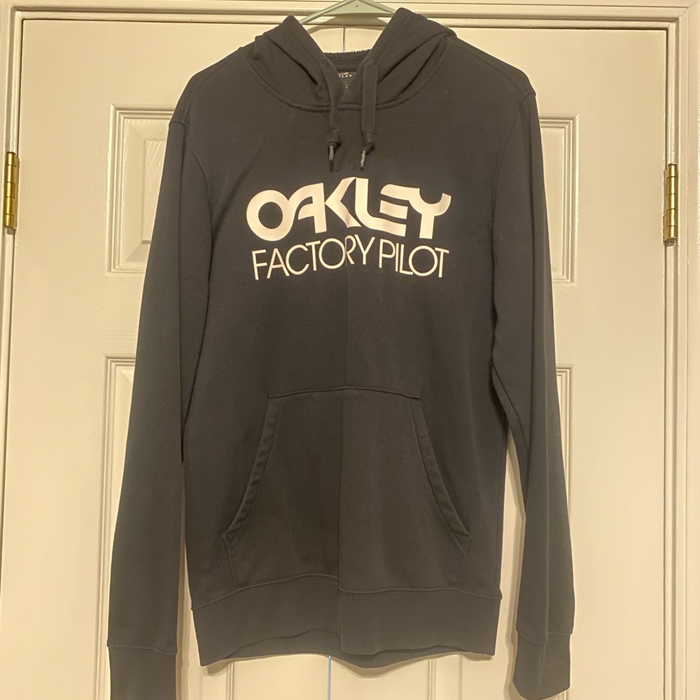 Black Oakley hoodie